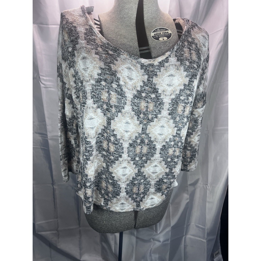 Kristin Nicole Geometric Patterned‎ Semi Sheer Knit Blouse Size XL